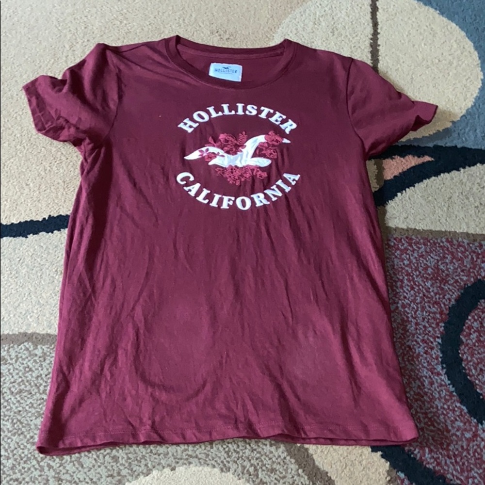 Hollister t-shirt
